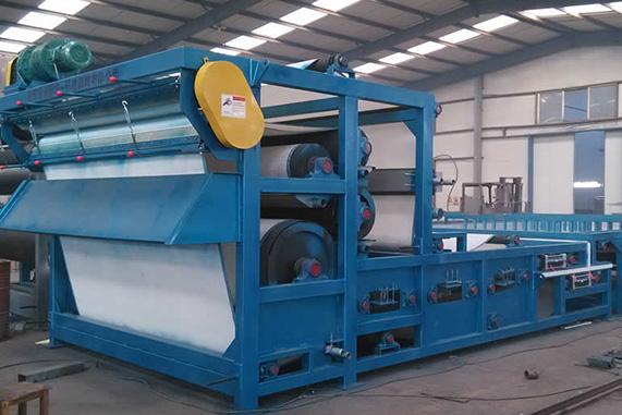 Wastewater treatment sludge dewatering belt filter press separate solid-liquid used for sand washing mud mine electroplating, paper making, chemical industry